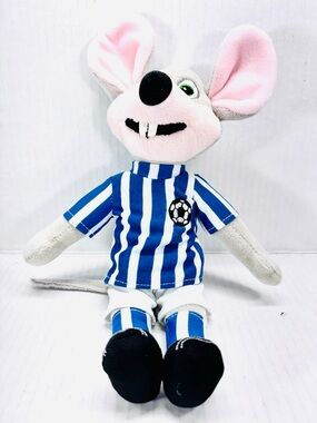 Chuck E Cheese Soccer Player 11” Plush Stuffed Animal Limited Edition 2015